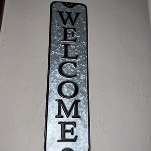 Rustic “Welcome” sign